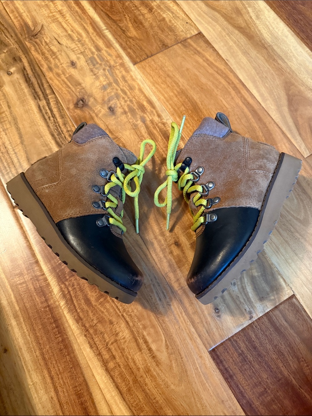 UGG Kid's Hilmar Lace-Up Waterproof Boot